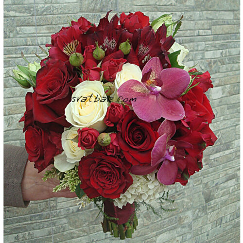 Булчински букет “Червено-бяла еуфория” Булчински букет “Червено-бяла еуфория”