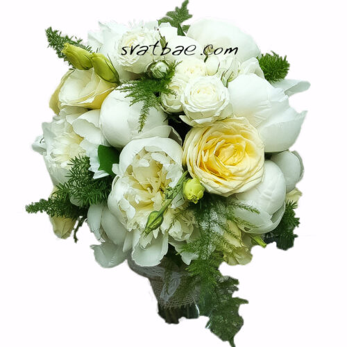 Булчински букет в бяло Булчински букет в бяло