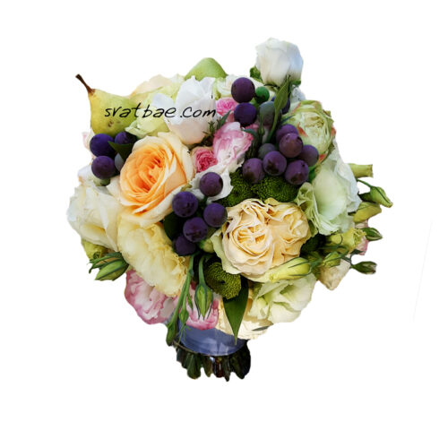 Булчински букет с грозде и круши Булчински букет с грозде и круши