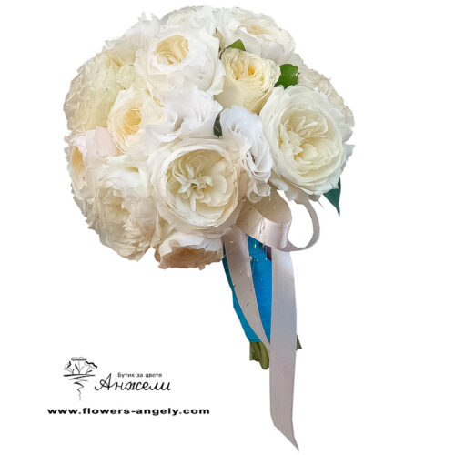 Булчински букет с божури и рози Булчински букет с божури и рози